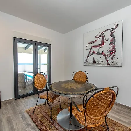 Apartamento Bennecke Lone *